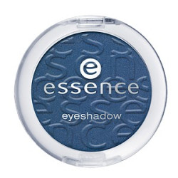 Essence Eyeshadow: 10 Hypnotic blue