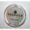 Essence Eyeshadow: 20 cosmic angel